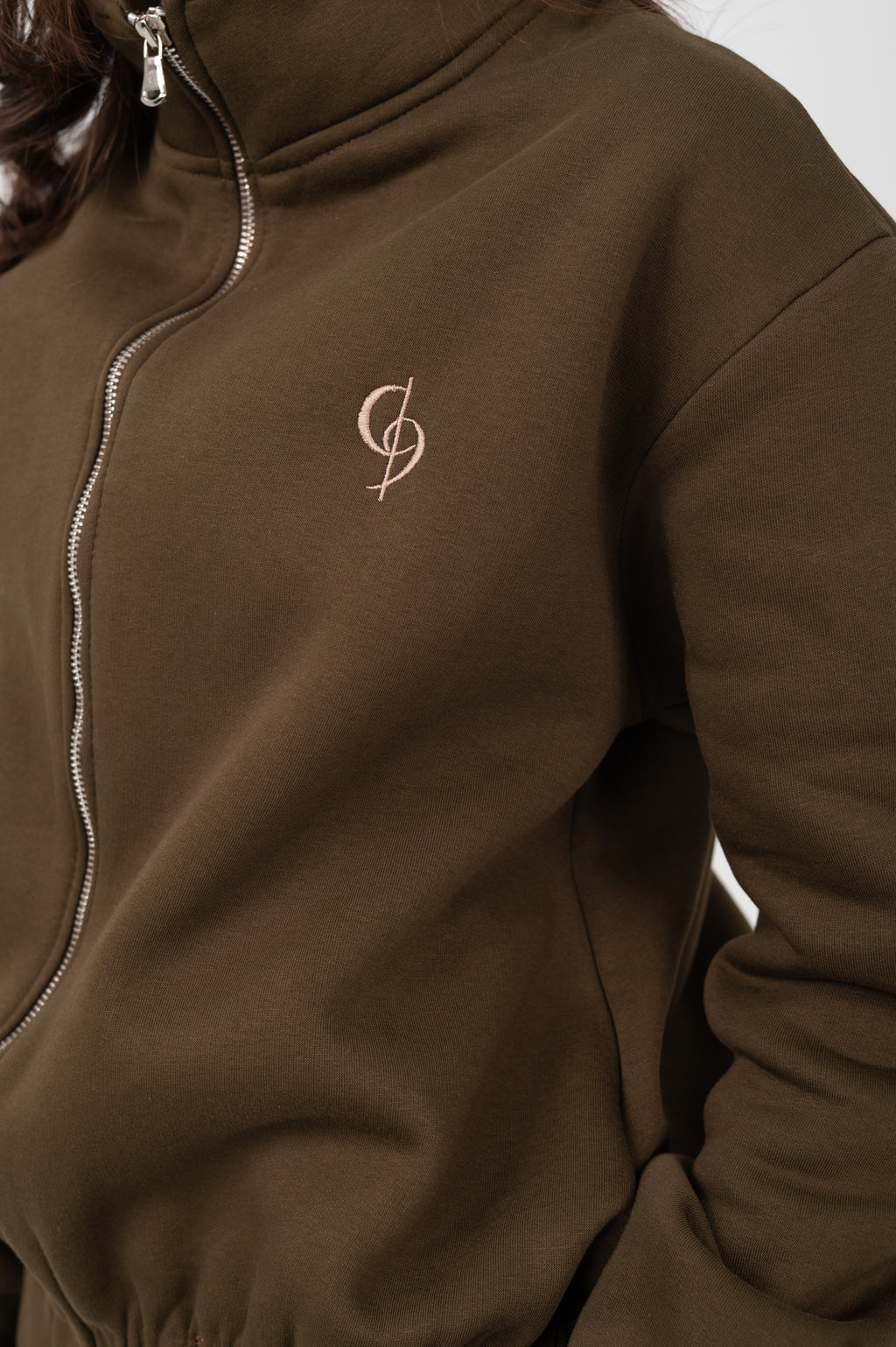 The N°9 Signature Zip Jacket